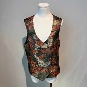 ORTTU Metallic Leaf Patterned Sleeveless Vest